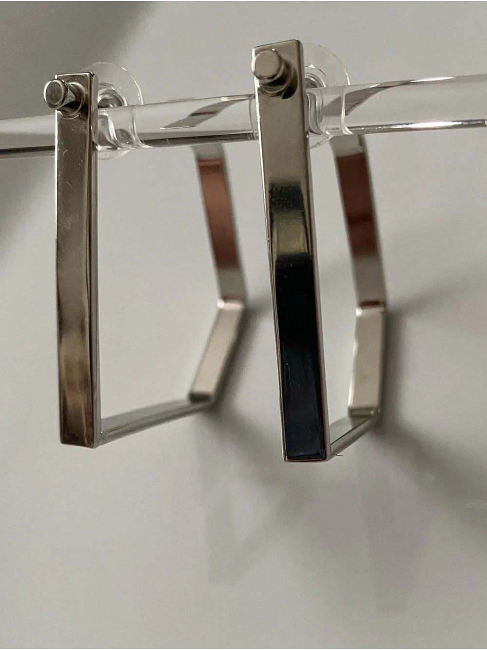 N/A sleek silver
